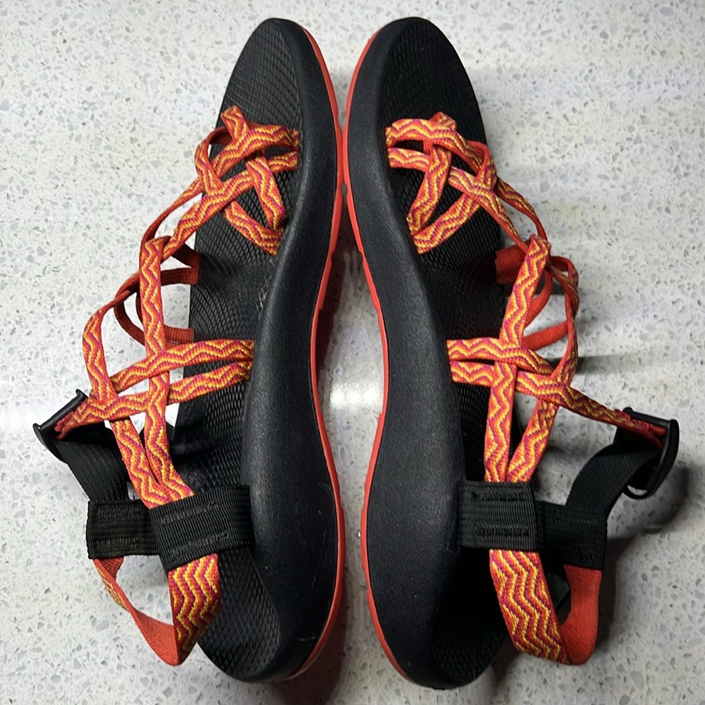☀️☀️ Chaco Sandals ☀️☀️ - Picture 4 of 7